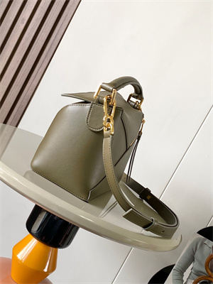 Loewe Small Puzzle Bag In Classic Calfskin