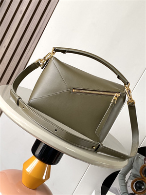 Loewe Small Puzzle Bag In Classic Calfskin