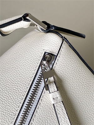 Loewe Small Puzzle Bag In Classic Calfskin