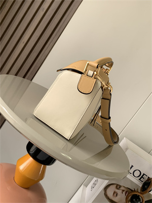 Loewe Small Puzzle Bag In Classic Calfskin