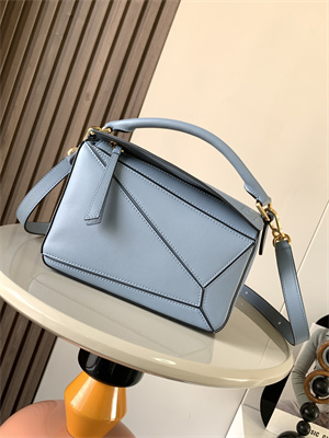 Loewe Small Puzzle Bag In Classic Calfskin