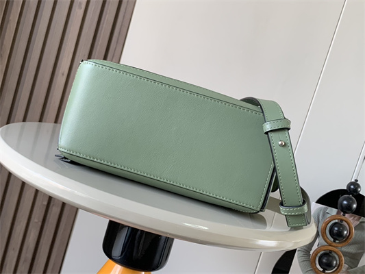 Loewe Small Puzzle Bag In Classic Calfskin