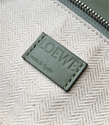 Loewe Small Puzzle Bag In Classic Calfskin