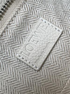 Loewe Small Puzzle Bag In Classic Calfskin