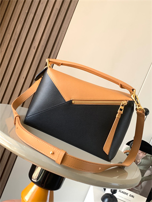 Loewe Small Puzzle Bag In Classic Calfskin