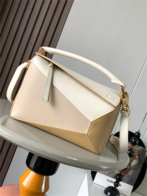 Loewe Small Puzzle Bag In Classic Calfskin