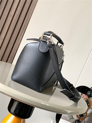 Loewe Small Puzzle Bag In Classic Calfskin