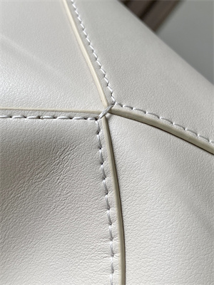 Loewe Puzzle Fold Pouch In Shinny Nappa Calfskin