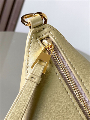 Loewe Puzzle Fold Pouch In Shinny Nappa Calfskin