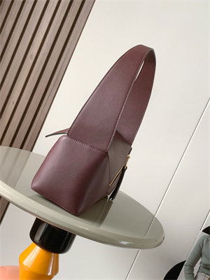 Loewe Puzzle Hobo Bag In Classic Calfskin