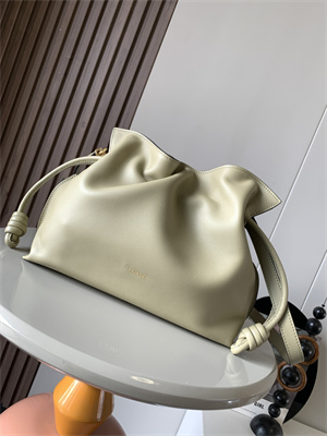 Loewe Medium Flamenco clutch in nappa calfskin