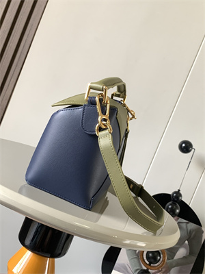 Loewe Small Puzzle Bag In Classic Calfskin
