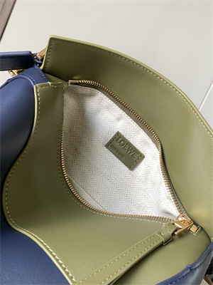 Loewe Small Puzzle Bag In Classic Calfskin