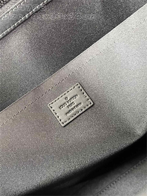 L.V Sac Plat 24H Embossed Taurillon cowhide leather Black M24786