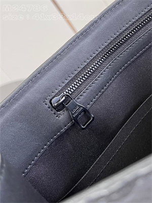 L.V Sac Plat 24H Embossed Taurillon cowhide leather Black M24786