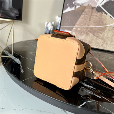 L.V Noé Bag Monogram Canvas M57099