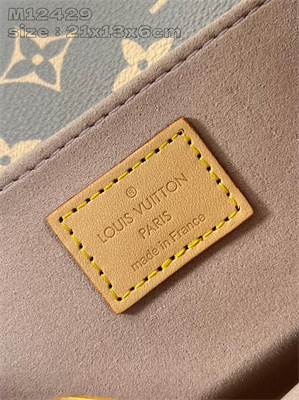 L.V POCHETTE MÉTIS EAST WEST Monogram coated canvas Parisian M12429