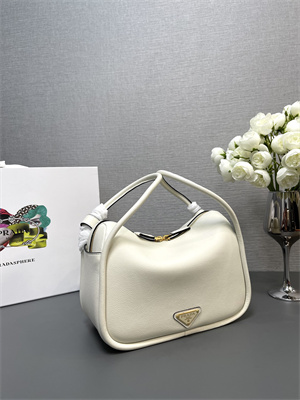 Prada Darling leather handbag White Color 1BA451