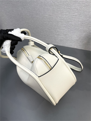 Prada Darling leather handbag White Color 1BA451