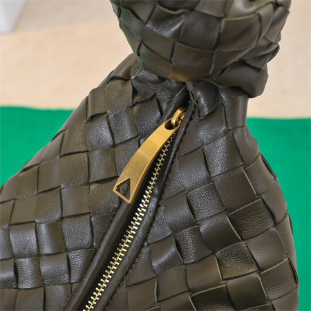 BV Small Jodie In Lambskin Leather Kaki Color