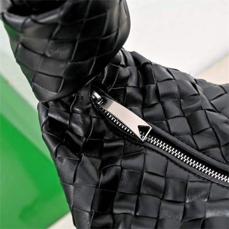 BV Small Jodie In Lambskin Leather Black Color