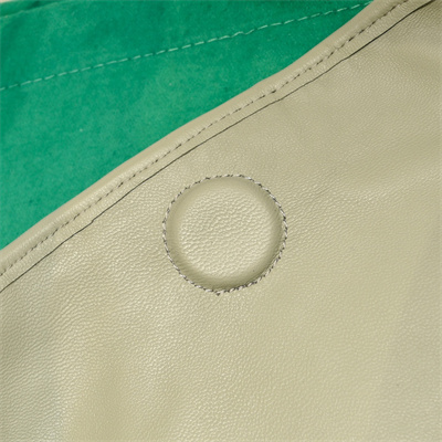 BV Small Hop Shoulder Bag In Calfskin