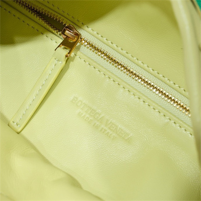 BV Small Hop Shoulder Bag In Calfskin