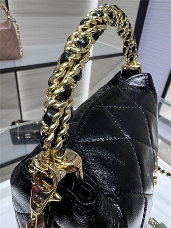 Cha.nel Clutch With Chain Shiny Lambskin & Gold-Tone Metal Black AP4189