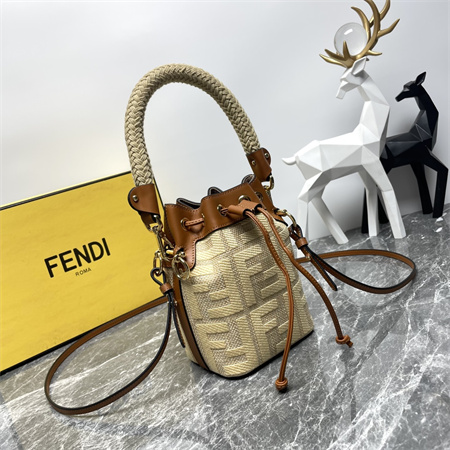 Fen.di MON TRESOR Nature Raffia Mini Bag