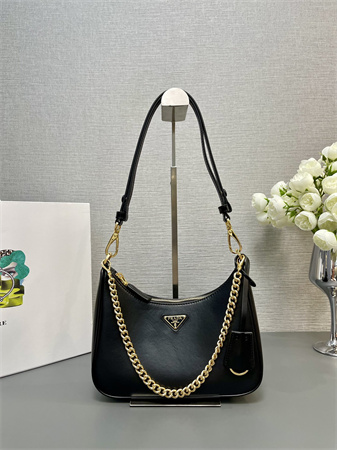 Prada Re-Edition Smooth Leather mini-bag Black 1BC204