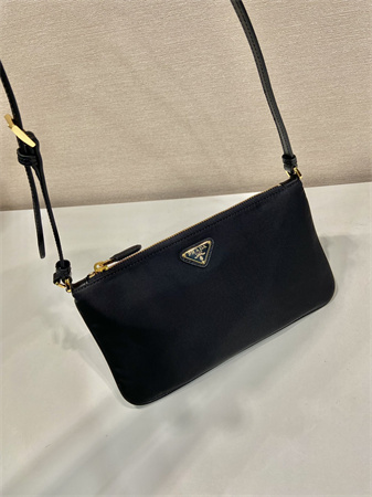 Prada Re-Nylon pouch Black 1NE545