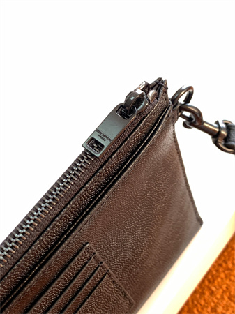 Y.S.L CASSANDRE MATELASSÉ Large Pouch In Grain DE Poudre Leather Black /Black