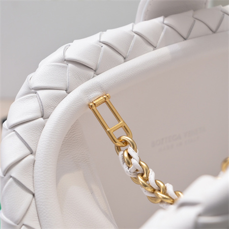 BV Teen Lauren 1980 With Chain Calfskin White