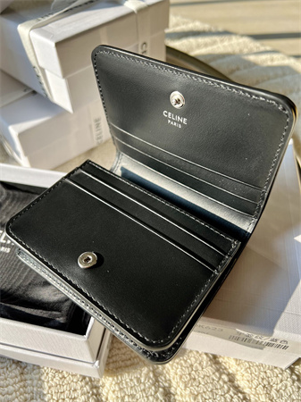 Celine TRIOMPHE COMPACT WALLET in Shiny calfskin Black