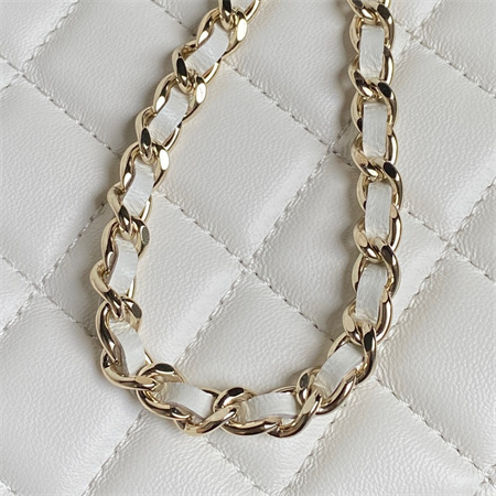 Chanel Trendy CC Vanity Case Lambskin Gold Tone Metal White AP1472