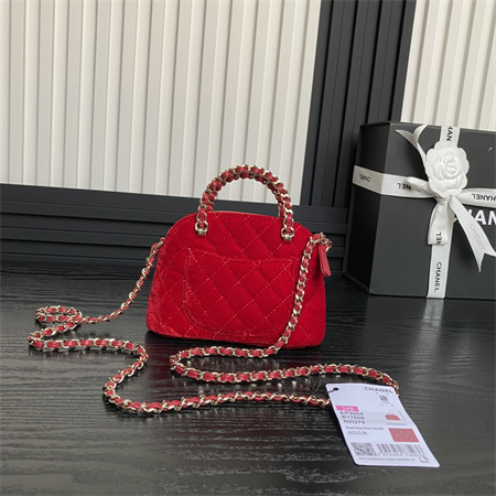 Chanel Clutch With Chain Woolen Fabric Gold Tone Metal Red AP3354