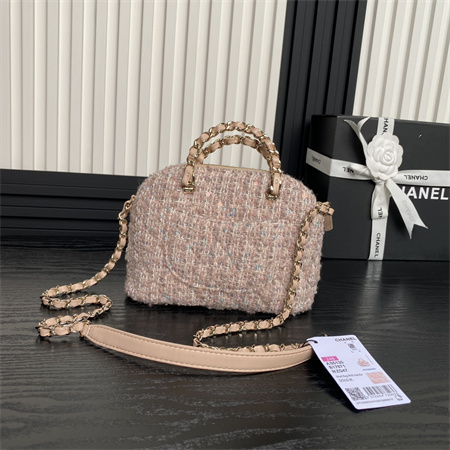 Chanel Small Tote Cotton, Wool Tweed, Sequins & Gold-Tone MetalLight Pink AS3969