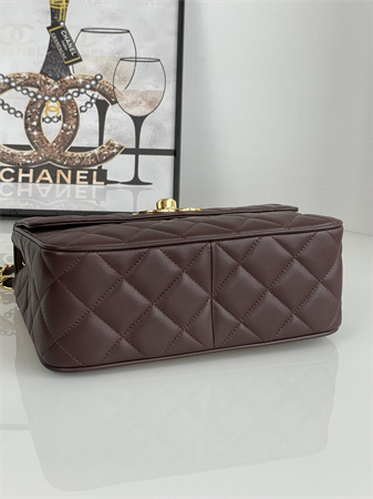 Chanel Vintage Classic Flap Bag Calfskin Gold Tone Metal Burgundy A2218