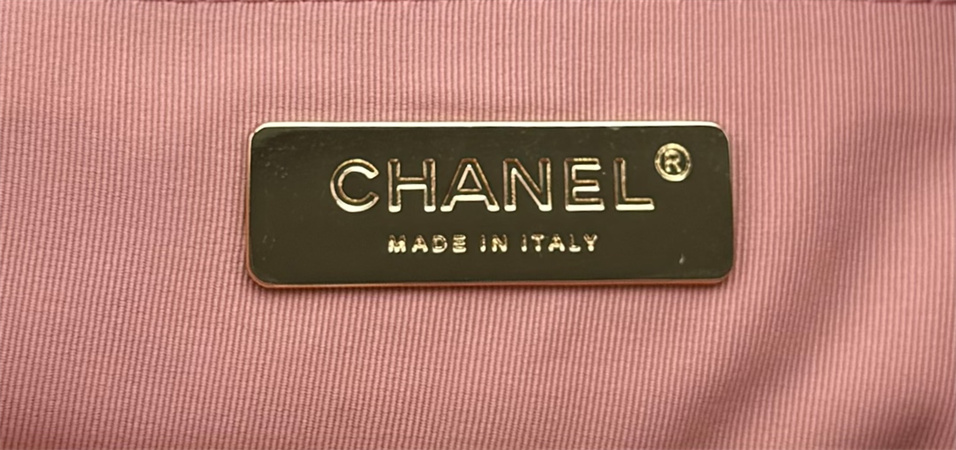 Chanel 19 Bag Tweed Gold Tone Pink AS1160