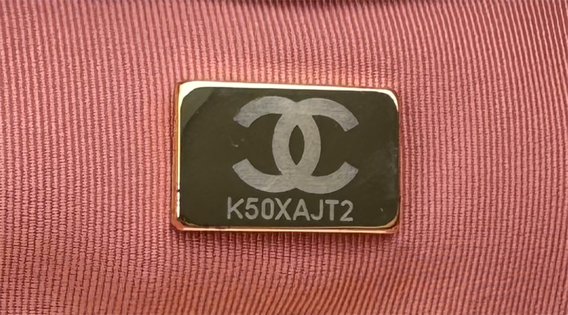 Large Chanel 19 Bag Tweed Gold Tone Multicolor AS1161