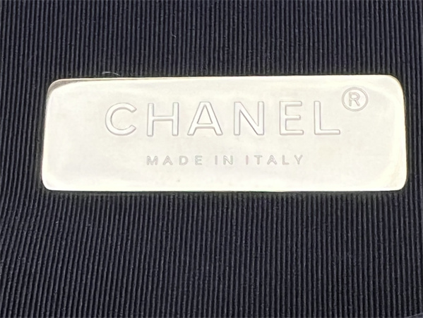 Large Chanel 19 Bag Tweed Gold Tone Black/White AS1161