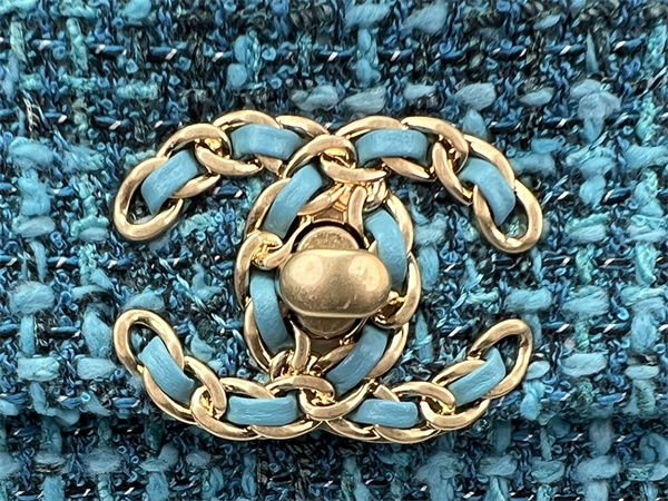 Large Chanel 19 Bag Tweed Gold Tone Blue AS1161