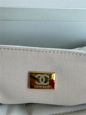 Chanel Small Hobo Handbag Shiny Crumpled  Calfskin Gold Tone Metal White AS4323