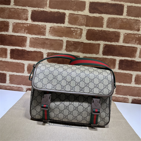 Gu.cci Small messenger bag GG Supreme Canvas 760123