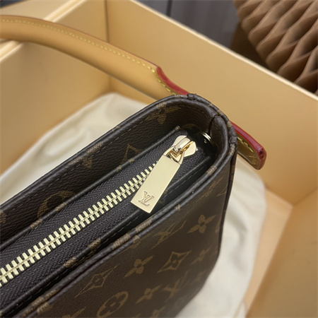L.V  Looping MM Monogram Canvas M51146