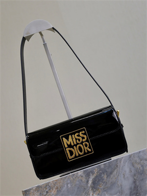 CD Miss Dior FLAP BAG Patent Calfskin Black
