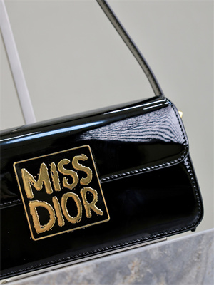 CD Miss Dior FLAP BAG Patent Calfskin Black