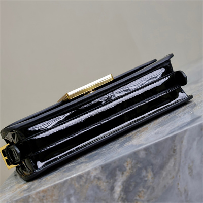 CD Miss Dior FLAP BAG Patent Calfskin Black