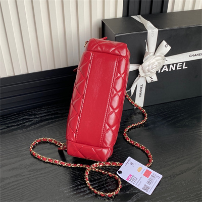 Chanel Vanity Case Shiny Crumpled Lambskin & Gold-Tone Metal Red AS5222