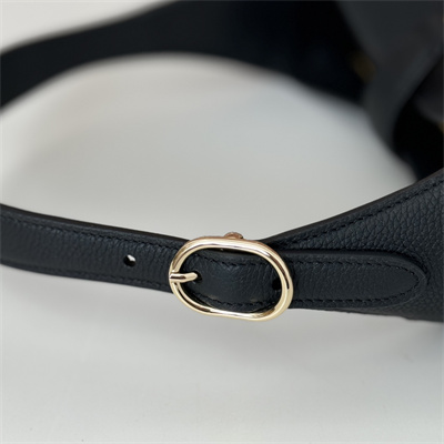 Gu.cci Jackie 1961 Small Shoulder Bag Black Natural Grain Leather 810232